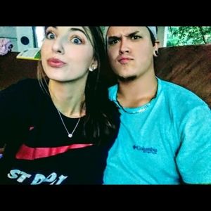 Meet your Posher, Dakota